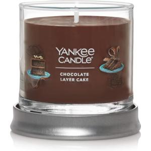 Yankee Candle Large Tumbler Scented Candle with up to 80 Hour Burn Time, Premium Plant Wax Blend for Consistent Burn, 20 oz Tumbler Candle with Room Filling Fragrance, Christmas Cookie(Chocolate Layer Cake)