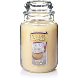Yankee Candle Vanilla Cupcake, Scented Candle, 22oz Large Jar with up to 150 Hour Burn Time, Giftable, Birthdays(Vanilla Cupcake-Old)